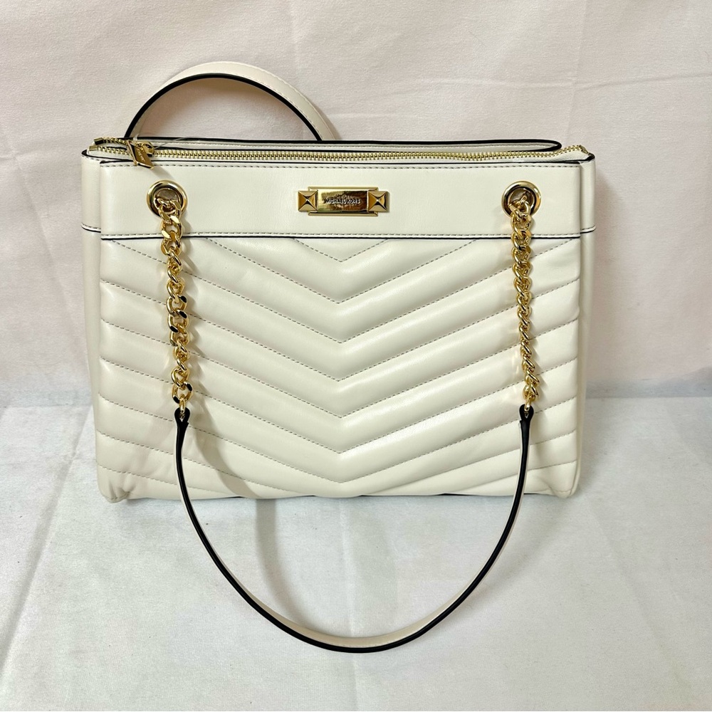 NWT- WHITNEY MEDIUM QUILTED TOTE BAG